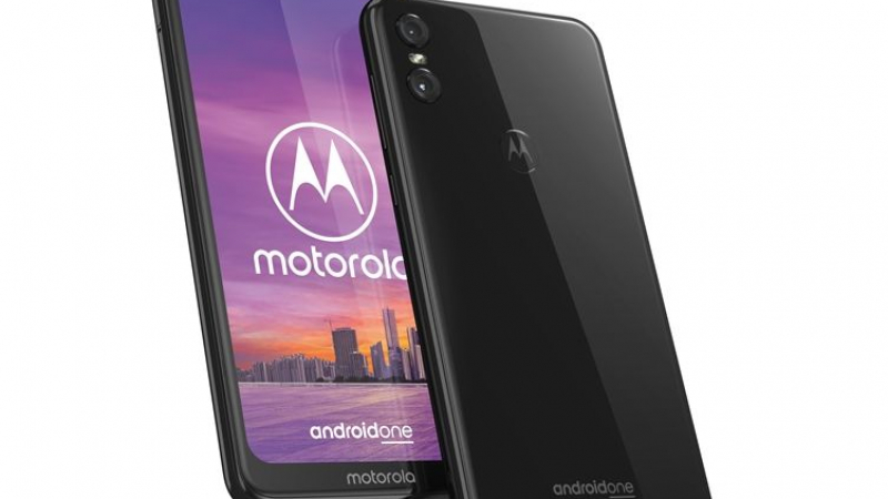 Motorola One – от днес в магазините на VIVACOM