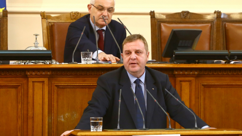 Каракачанов: Не може да има циганска държава в България през 21 век!