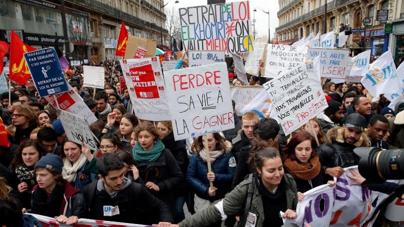 Протест заплашва Франция да осъмне с блокирани магистрали