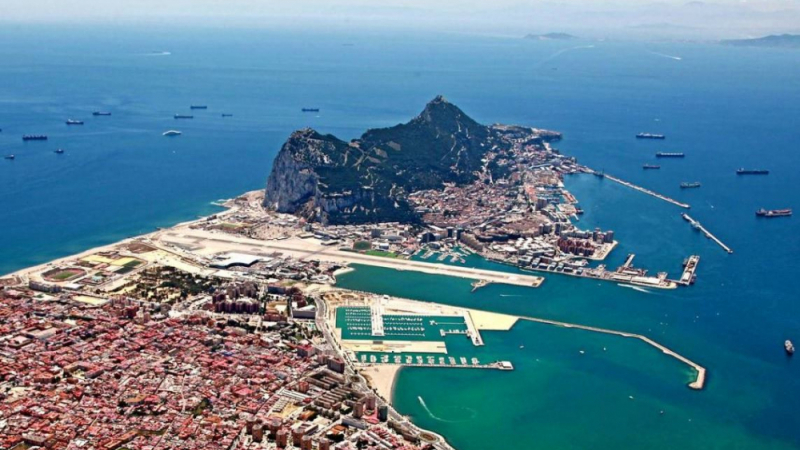 The Guardian: Испания обвинява Великобритания в предателство по въпроса за Гибралтар