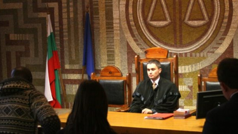 Съдията по делото "Иванчева" Иво Хинов: Разграничавам се от позицията на ССБ в моя защита 
