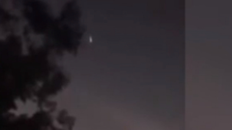 Семейство засне шокиращо ВИДЕО с падащо НЛО в Калифорния