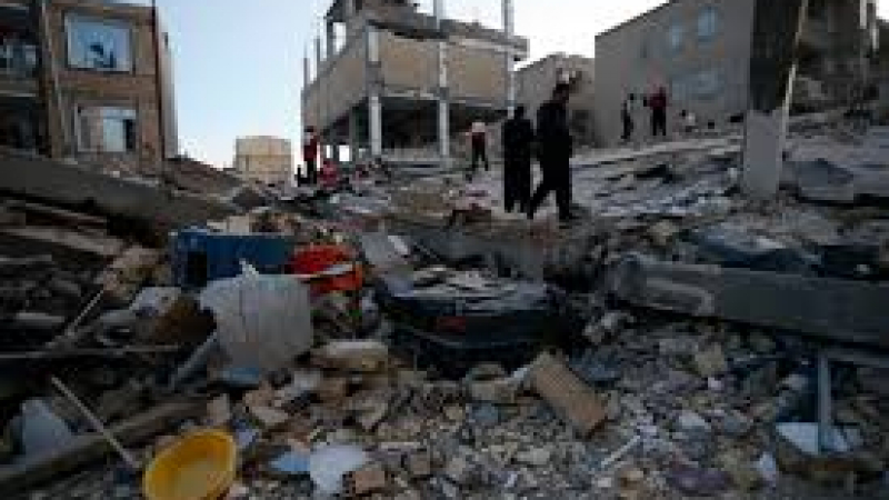 Увеличи се броят на пострадалите след мощното земетресение в Иран
