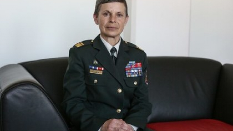 Армията на държава-членка на НАТО за първи път се оглавява от жена