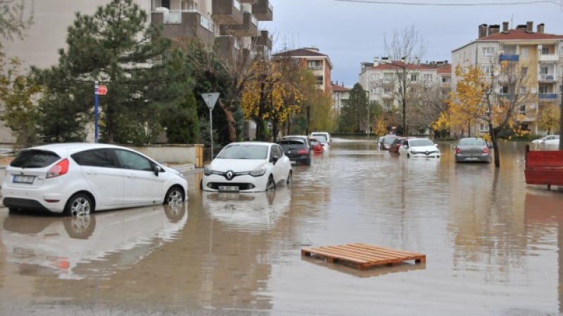 Воден апокалипсис! Одрин под вода, затворени са главни пътища (СНИМКИ)