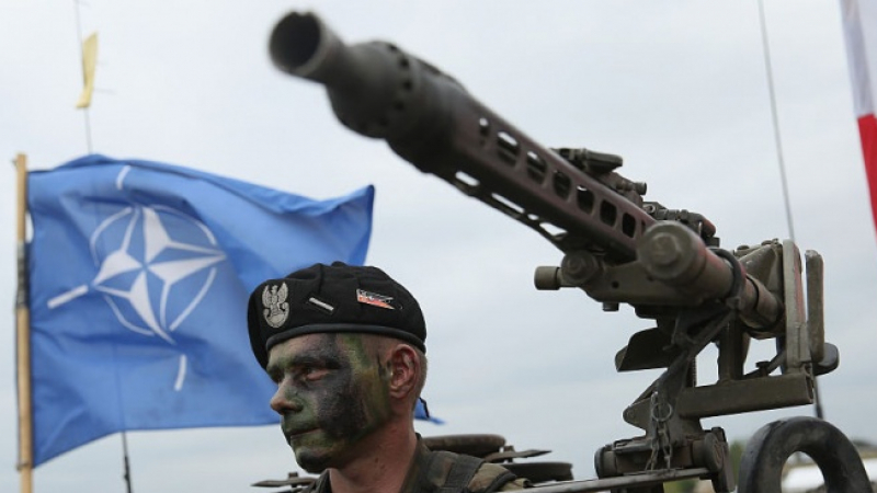 НАТО отвърна на молбата на Порошенко за бойните кораби в Черно море