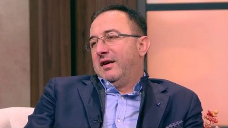 Роман Василев закопа Лозан Панов: Като говориш за зависимости - излизаш и посочваш конкретните хора 