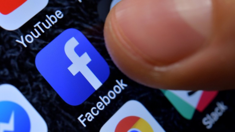 Facebook отново се срина! Вижте къде прекъсна социалната мрежа (КАРТА)