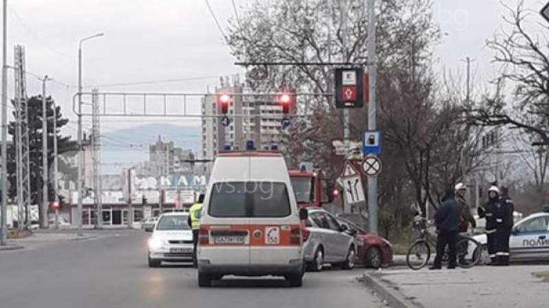 Пловдивски шофьор зави некадърно и прати 9-годишно дете в болница 