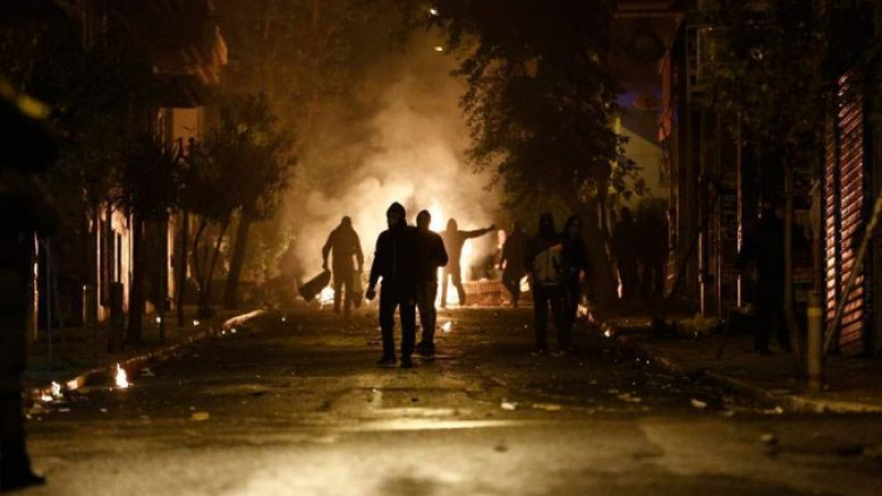 В Гърция е страшно! Въведоха извънредни мерки за сигурност