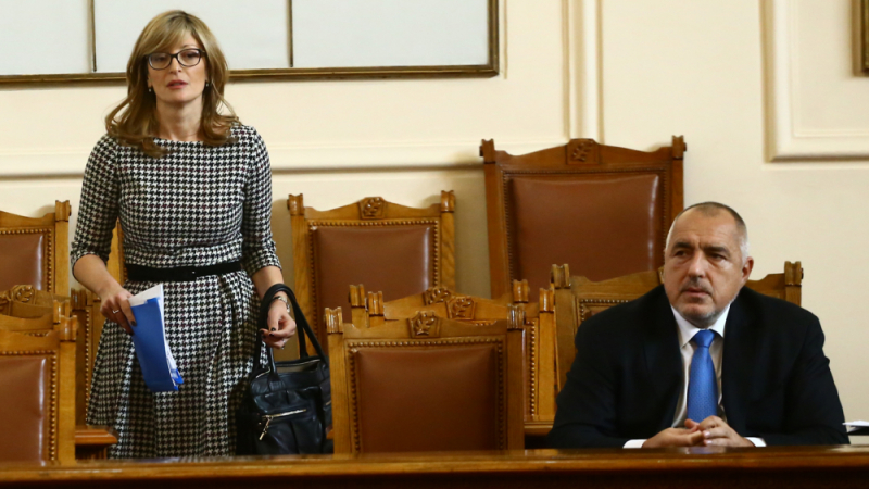 Министър Захариева издаде спешна заповед минути преди края на изборите