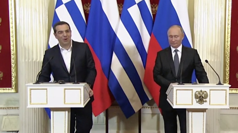 Ципрас разсмя всички с шегата си, че ще си сложи вратовръзка, само ако е подарък от Путин (ВИДЕО)