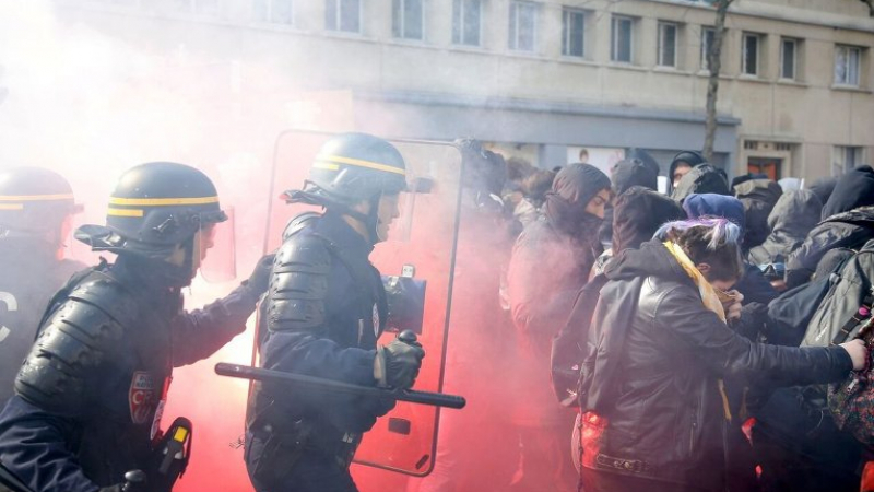 Тръмп взривяващо за окървавените протести в Париж: Чуйте какво искат хората! (НА ЖИВО)