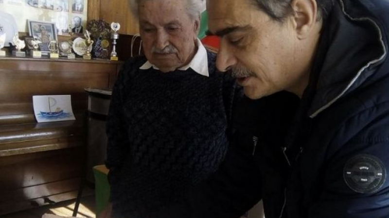 Дядо Сандьо чукна 104 години без лекарства и доктори и разкри тайните си за дълголетие  