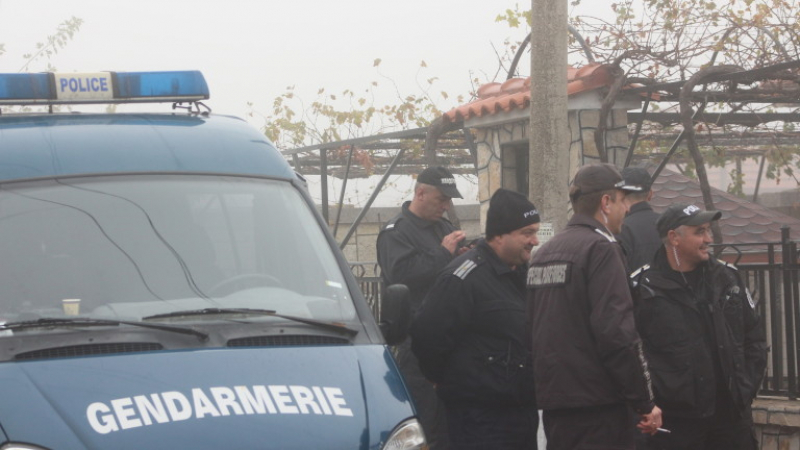 Стана ясно защо полицията е блокирала циганската махала в Дупница