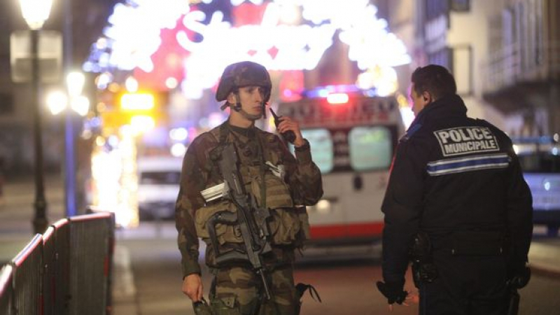 Вътрешният министър на Франция изясни броя на загиналите след кървавата атака