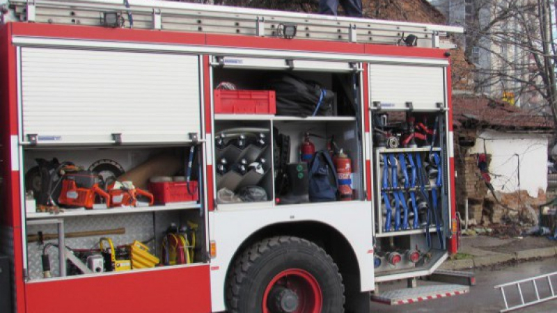 Важно за всички! Пожарникарите дават съвети как да се опазим от пожари по празниците