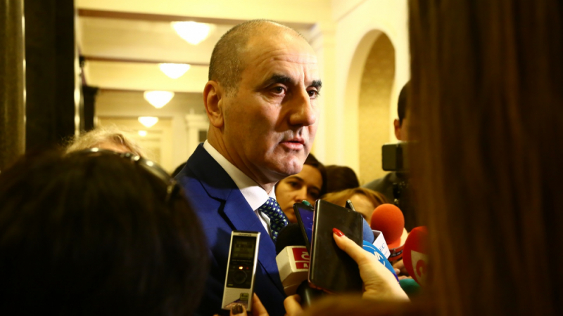 Цветан Цветанов: Ръководството на партията стои твърдо зад кмета на Банско Георги Икономов