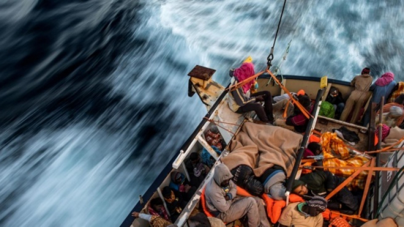 Около 40 мигранти са спасени в Ламанша на Коледа