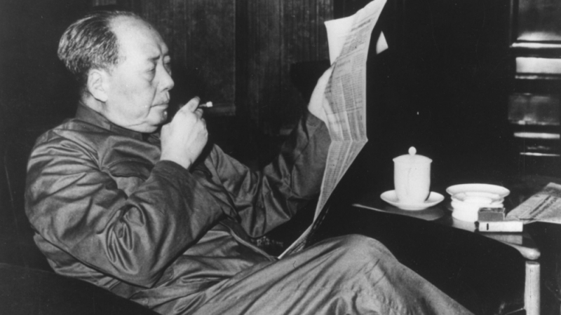 Кой е Мао Дзъдун и защо по време на управлението му са загинали десетки милиони души (СНИМКИ)
