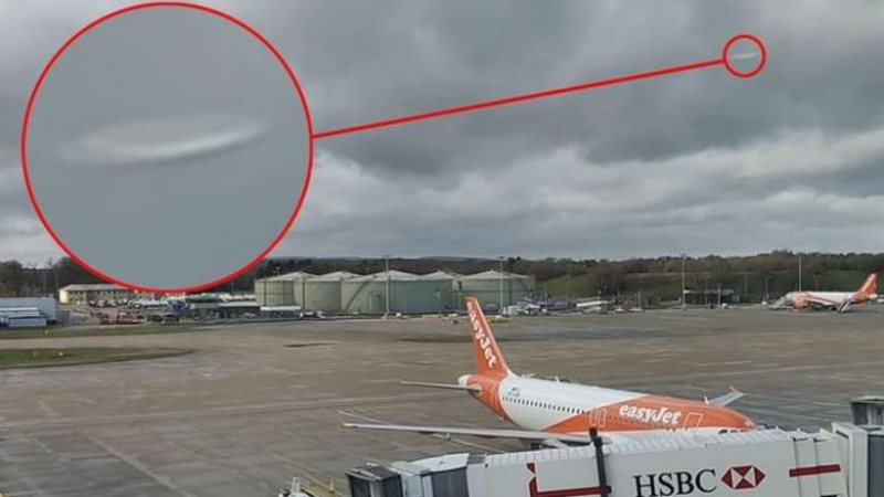 Запечатаха на ВИДЕО мистериозно НЛО, кръжащо над летище в Лондон  
