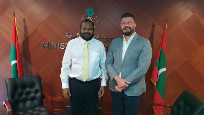 Бареков разкри подробности от посещението си на Малдивите 