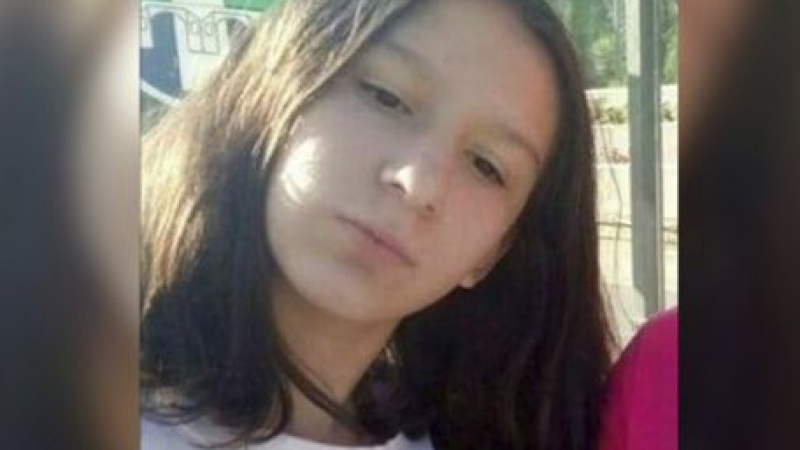 14-годишната Роси от Бяла не се прибра вкъщи, близките й я търсят под дърво и камък (СНИМКИ)