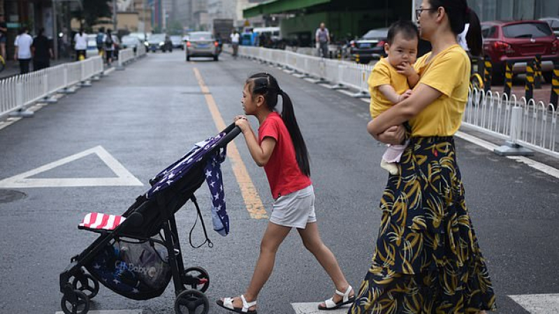 Обрат: За първи път от 70 години населението на Китай намаля, въпреки, че премахна "политиката за едно дете"