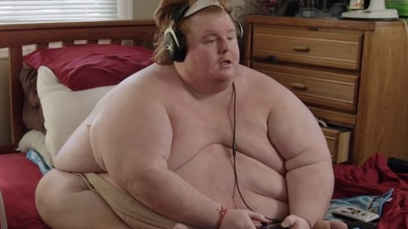  34-годишен мъж над 300 кг: Ще ям, докато умра! (ВИДЕО/СНИМКИ)