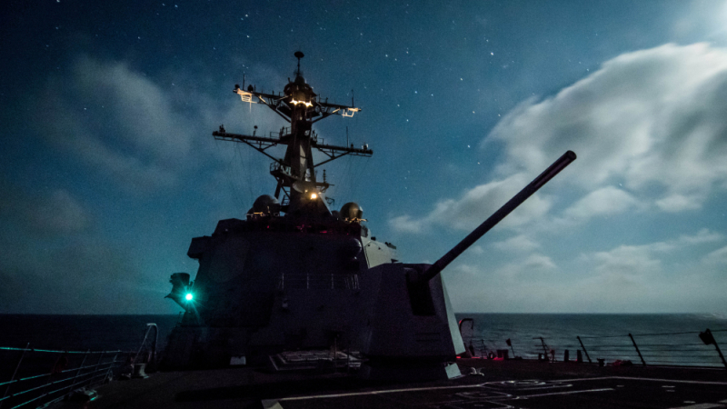 USNI News: Американският флот е изпробвал най-новото си и страшно оръдие (СНИМКИ)