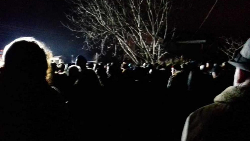 Напрежението във Войводиново расте: Военни също излизат на протест! 