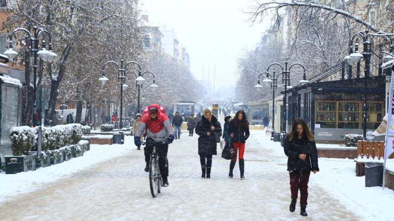 Синоптичка обяви поредно отлагане на снега, ето кога ще побелее България 