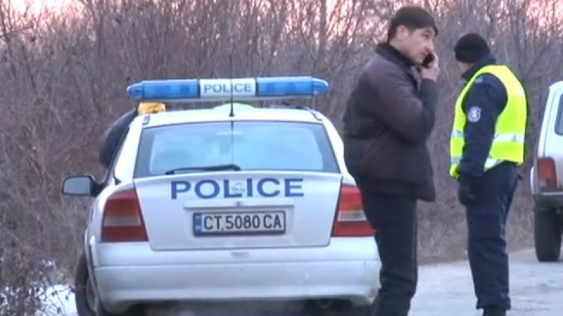 Шофьорът, преследван цяла нощ из Централна България, падна в капана на полицията