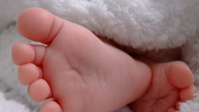 Смъртта на обгореното в Габрово бебе става все по-мистеризна