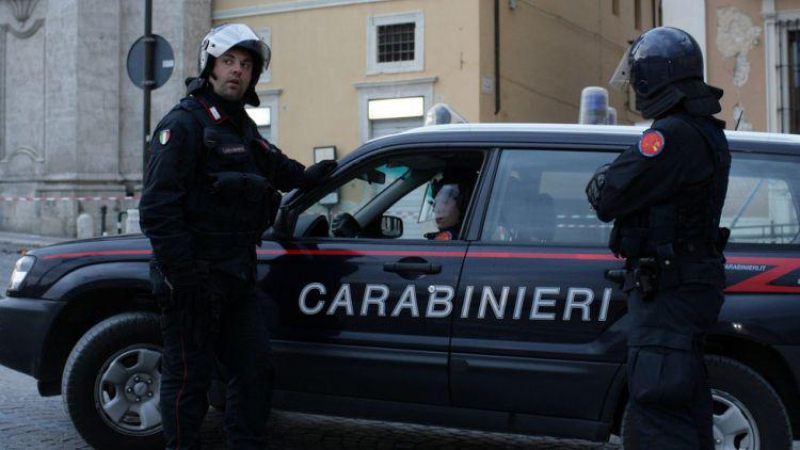 Италиански карабинери закопчаха нашенец, издирван с европейска заповед за арест