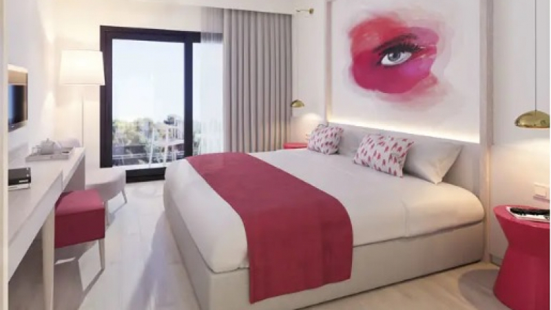 В Майорка откриват хотел само за жени