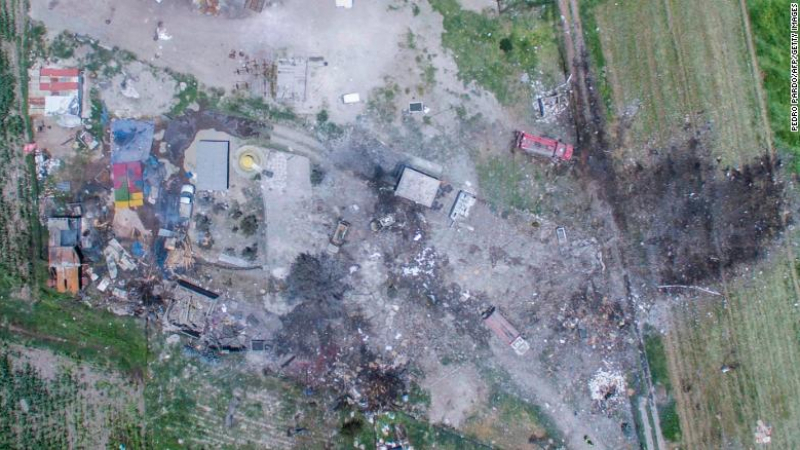 Най-малко 20 души са загинали при взрив на тръбопровод в Мексико