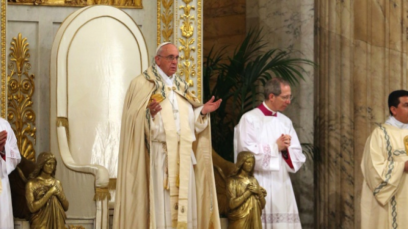 Папата Франциск: Молете се с мен чрез мобилно приложение