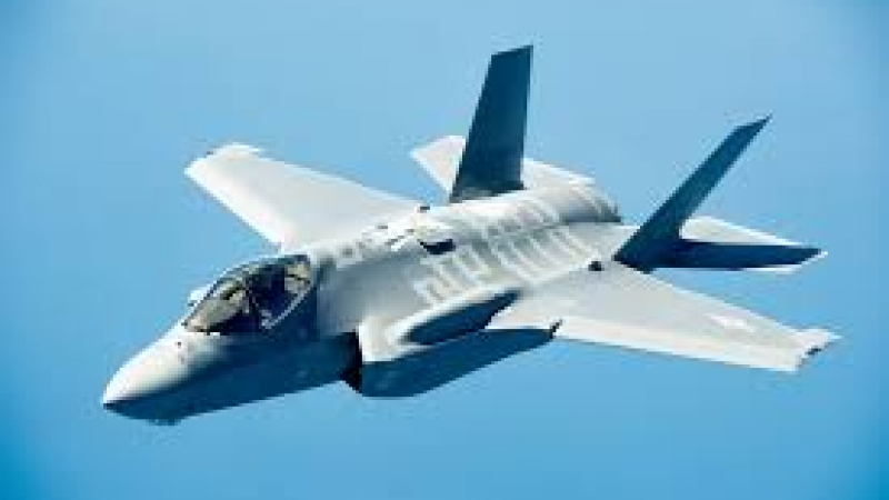 ВИДЕО показа как изтребител F-35 в режим "звяр" нанася удари по пет цели едновременно