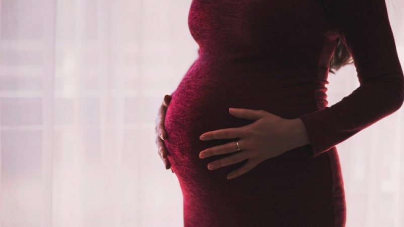 Учени алармират: Нещо, което правят често жените, може да предизвика спонтанен аборт
