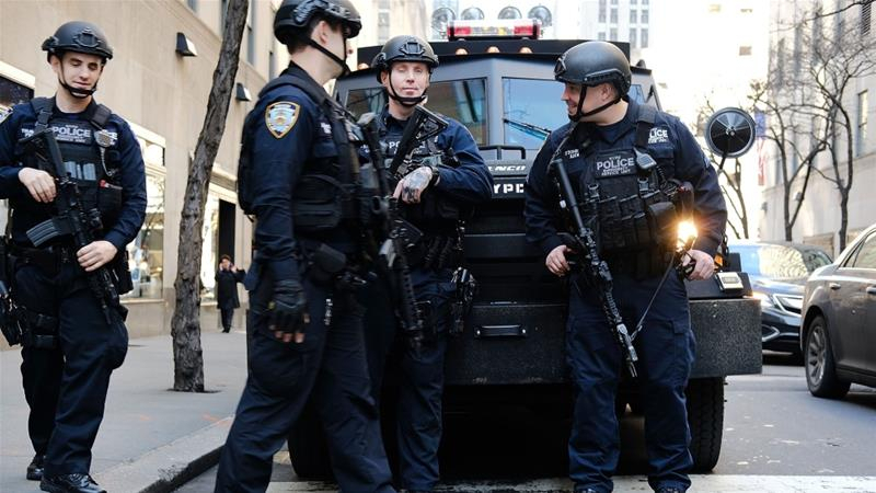 Заговор за бомбена атака е осуетен в Ню Йорк (СНИМКИ)