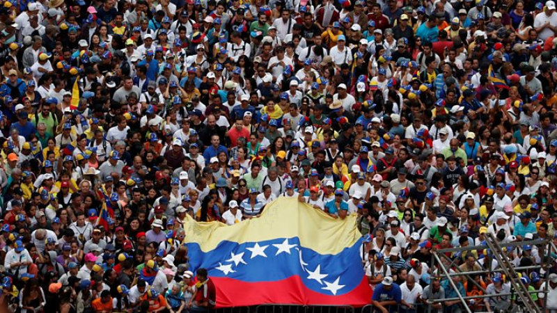 Протестите във Венецуела взеха жертви (СНИМКИ/ВИДЕО)