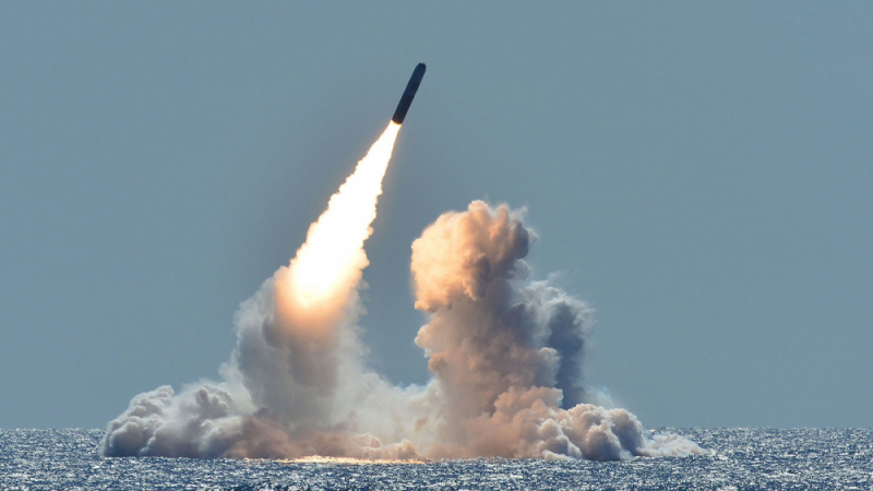 Модернизирани балистични ракети получават US подводниците Trident II D5