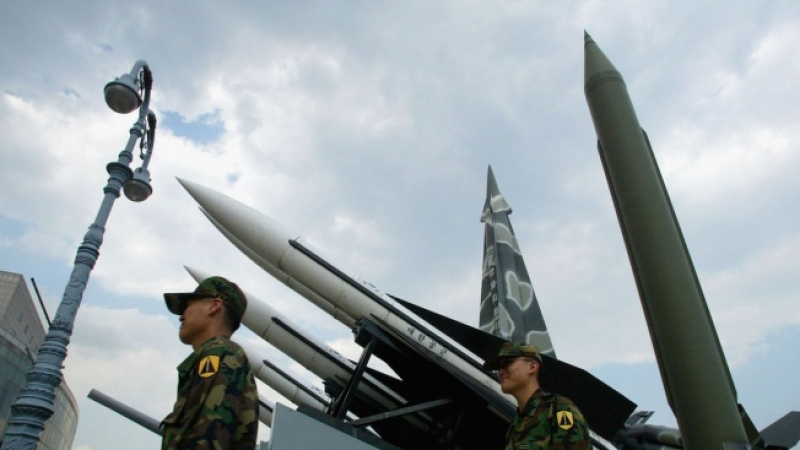 Шефът на Националното разузнаване на САЩ: Слабо вероятно е Северна Корея изцяло да се откаже от ядрените си оръжия