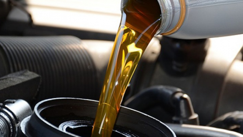 Експерти съветват: Никакъв компромис с качеството на моторното масло