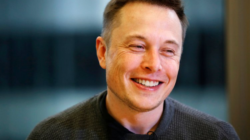 Илон Мъск се възхити на своята Tesla  в украинския Марс (СНИМКА)