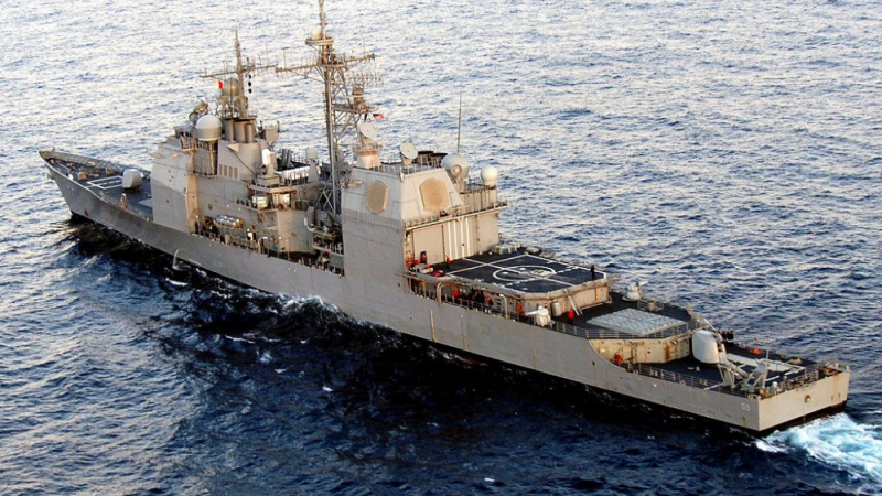 Два кораба на ВМС на САЩ са се сблъскали край бреговете на Флорида