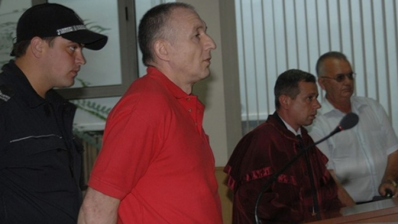 Само в БЛИЦ: Шокиращ обрат с делото на свирепия убиец Божо Атанасов, обвинен за смъртта на митничар