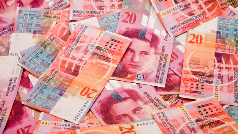 Швейцария предлага 140 000 франка на хакери, ако успеят да разбият електронното й гласуване