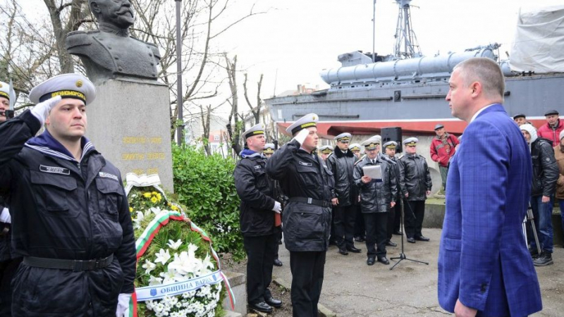 Варна почете капитана, свързан с най-голямата българска военна победа на море срещу турския крайцер "Хамидие" (СНИМКИ)